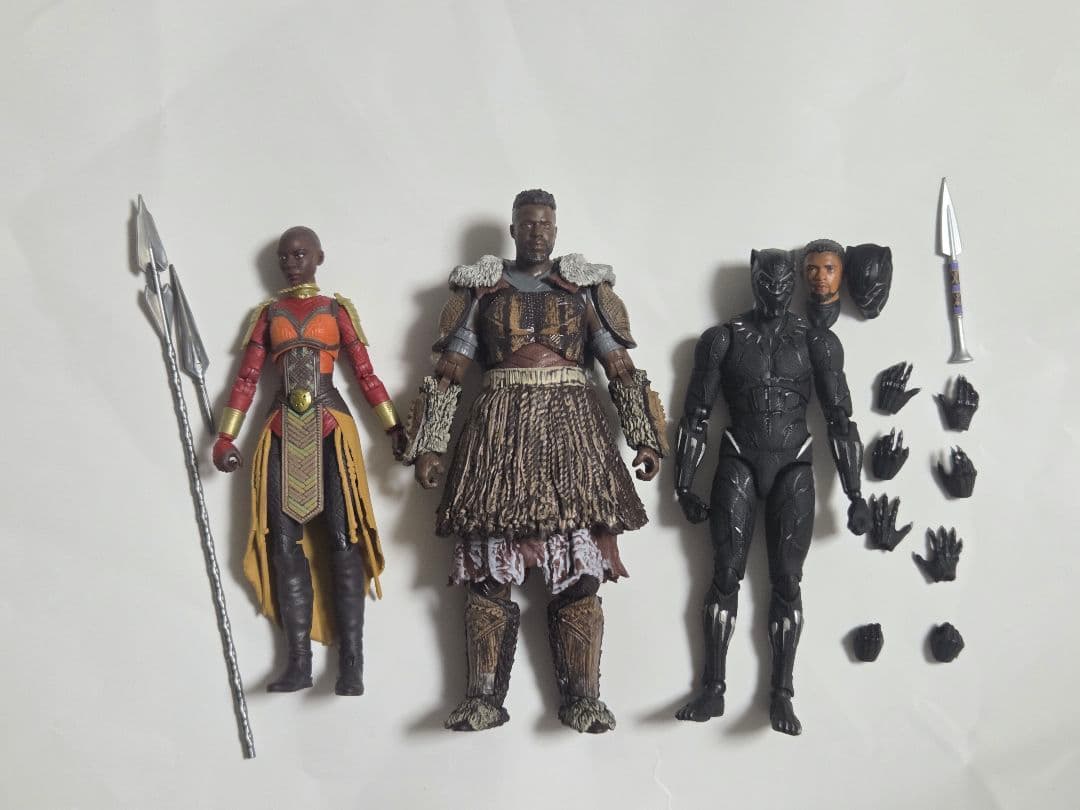 mafex ブラックパンサー マーベルレジェンド オコエ エムバク