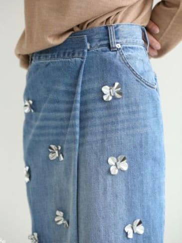 未使用タグ付き MUVEIL(ミュベール) 刺繍 蝶 デニムスカート定価3.7万