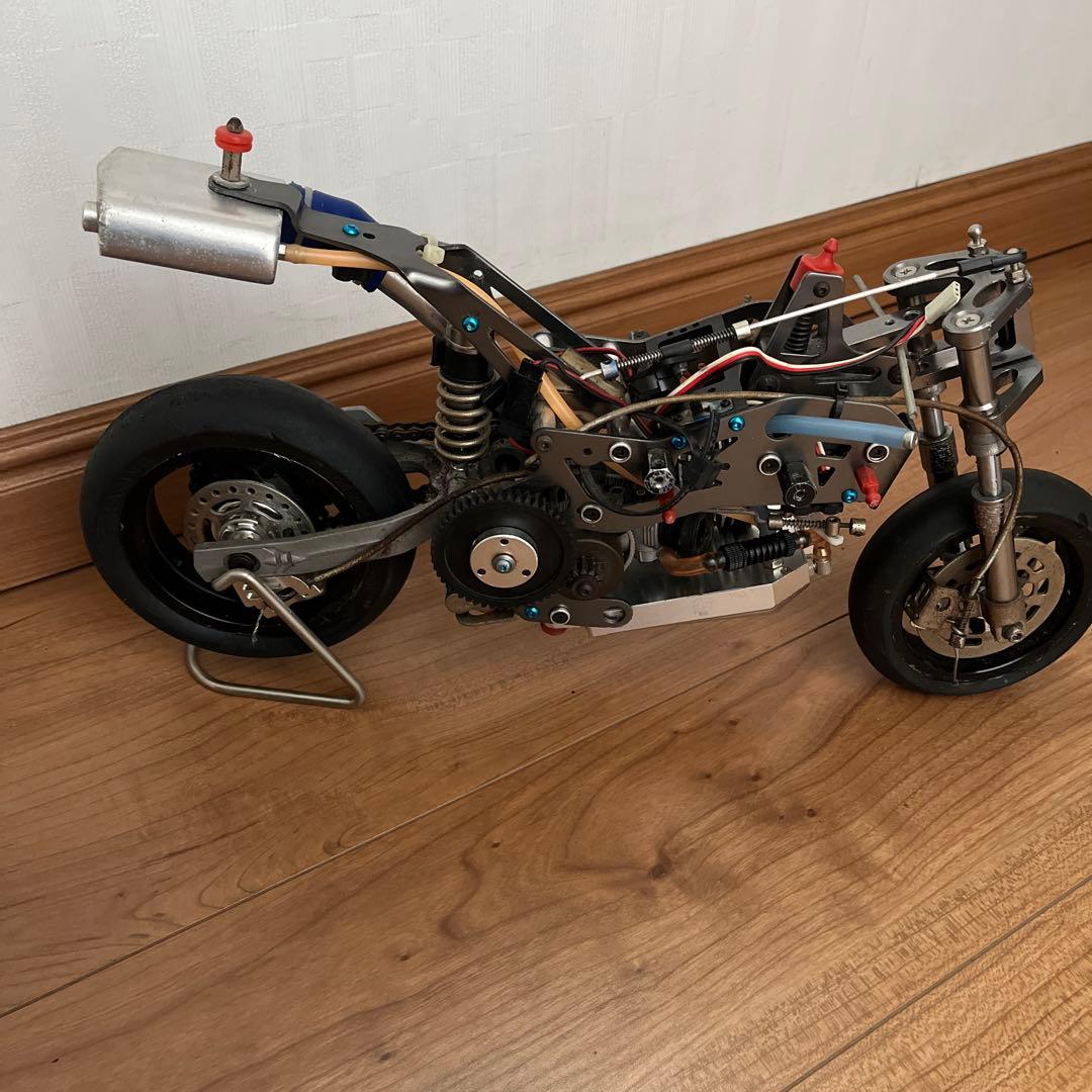 サンダータイガー　FM-1n 1/5GP RCバイク