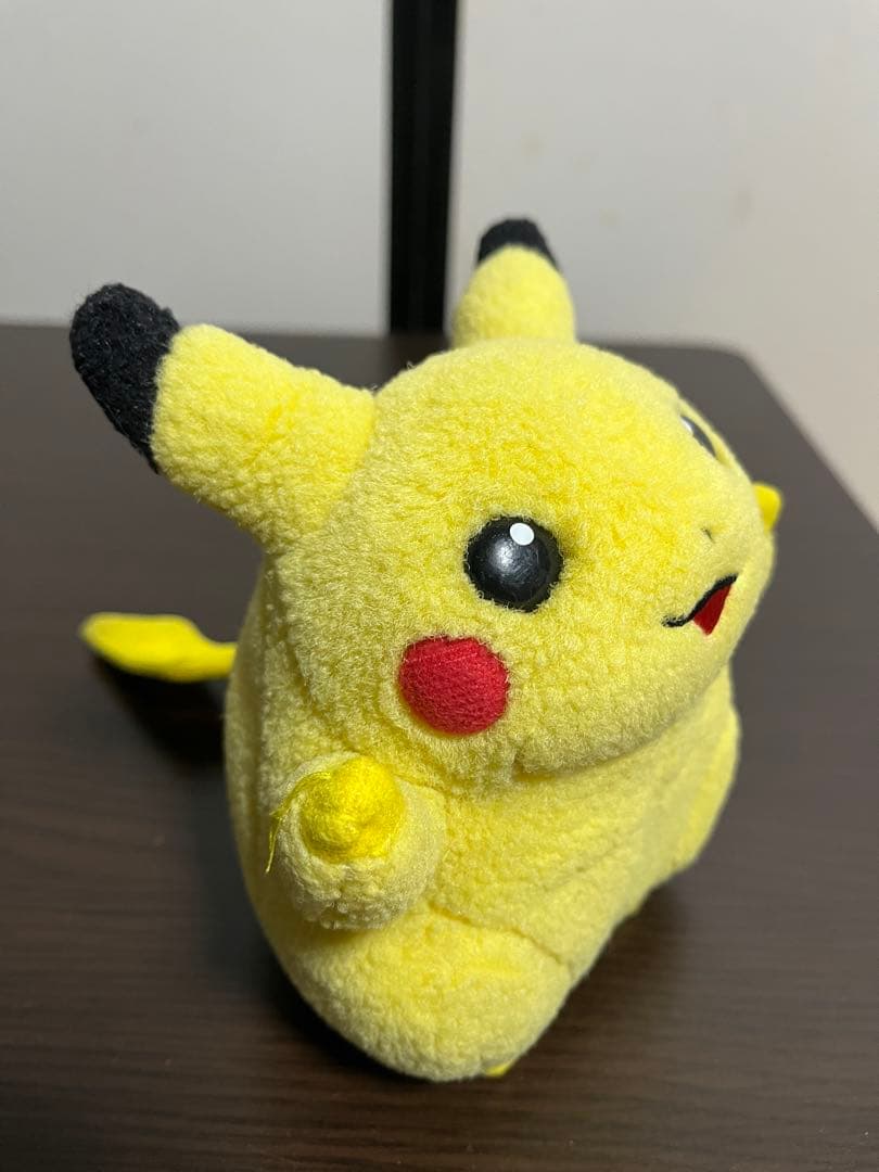 そらとぶピカチュウ　風船　ぬいぐるみ　TOMY　希少　空飛ぶ　レア