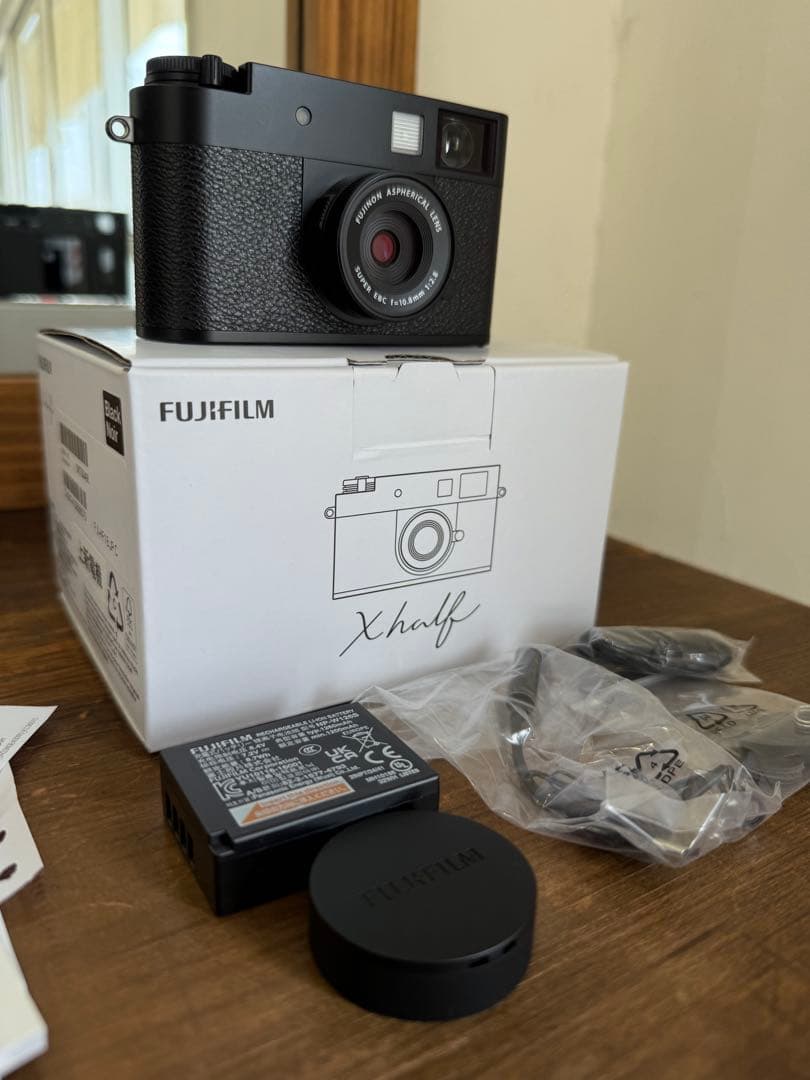 FUJIFILM X-HF1 x-half ブラック(黒)