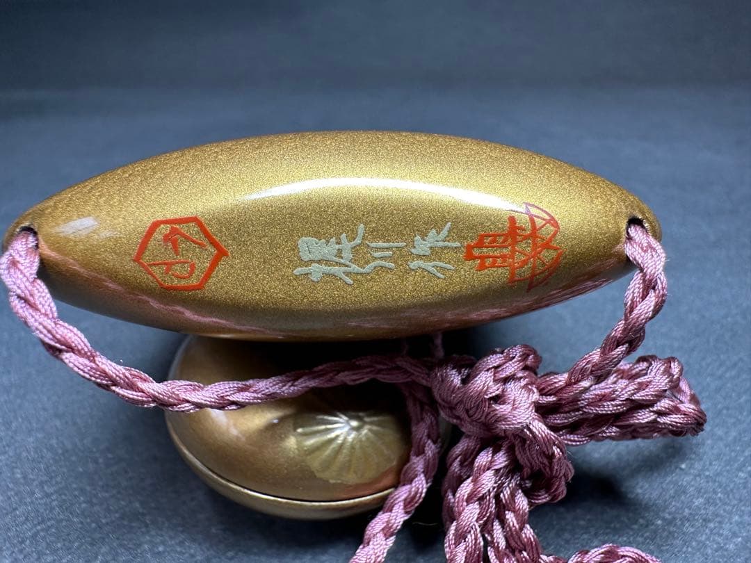 蒔絵　印籠　漆器　古美術品　 細密細工　骨董　アンティーク　彫刻 工芸品