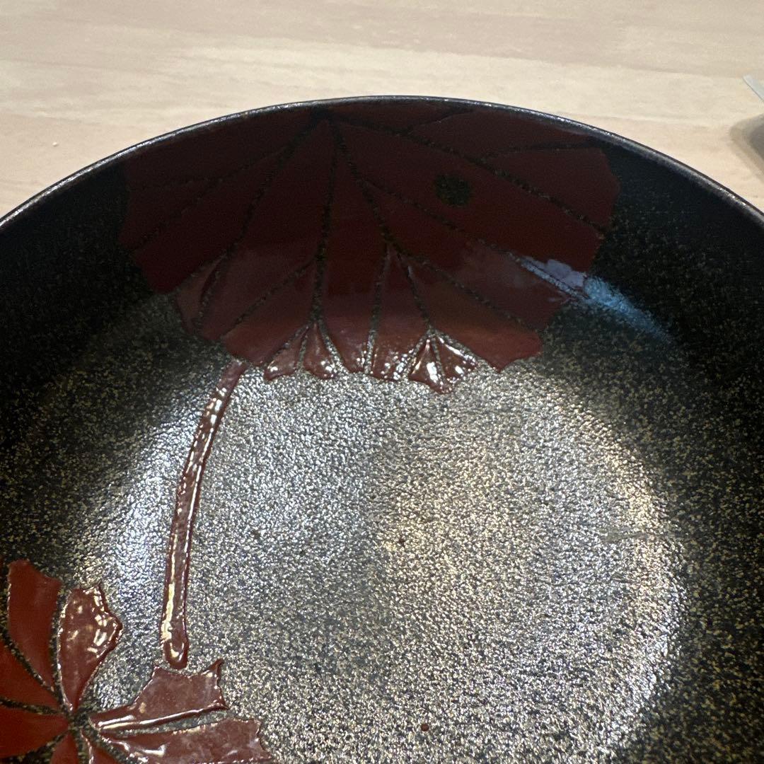 永乐，赤い葉模様の陶器茶碗