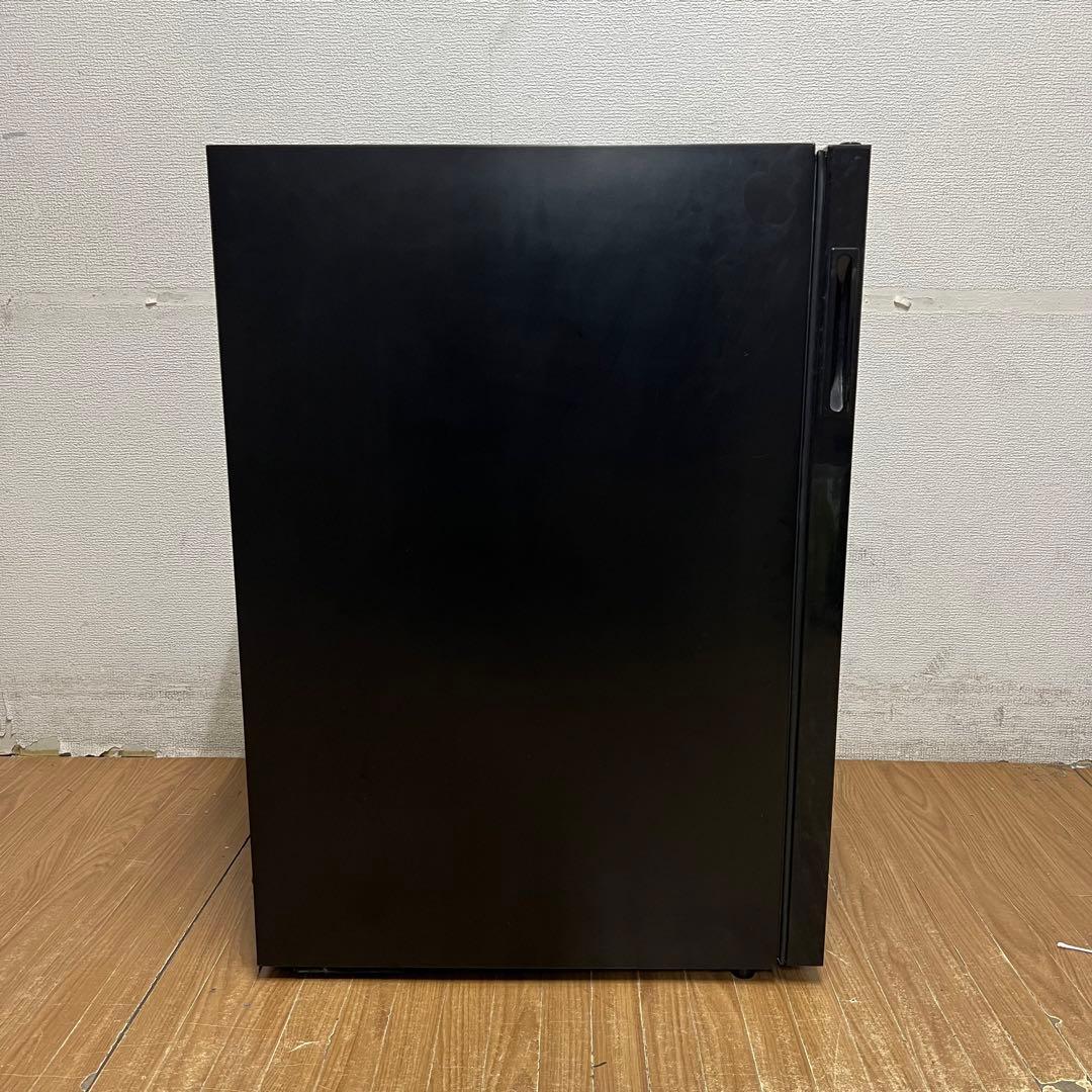 三ツ星貿易 エクセレンス ワインセラー 110L 32本収納 MB-6110C