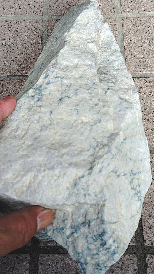 ★翡翠原石★糸魚川硬玉【横川ブルー・転石・川ズレ・ウブ5kg】