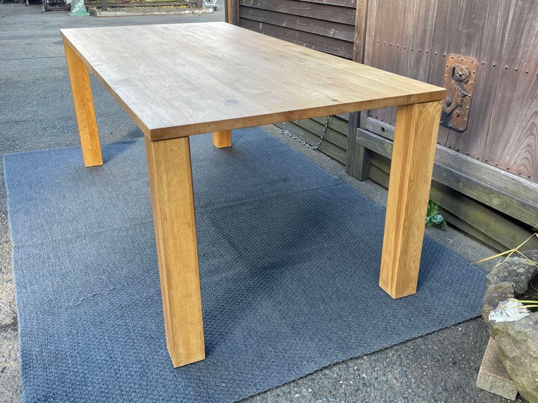 クラッシュゲート　デン　ダイニングテーブル　180cm　ナラ材　仙台　宮城