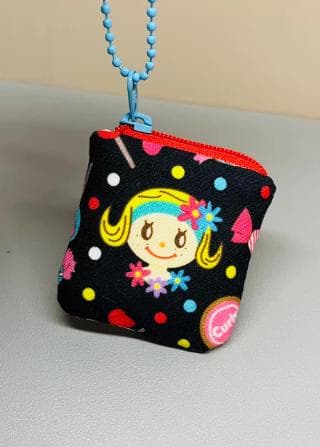 カラフルなキャラクターキーリング