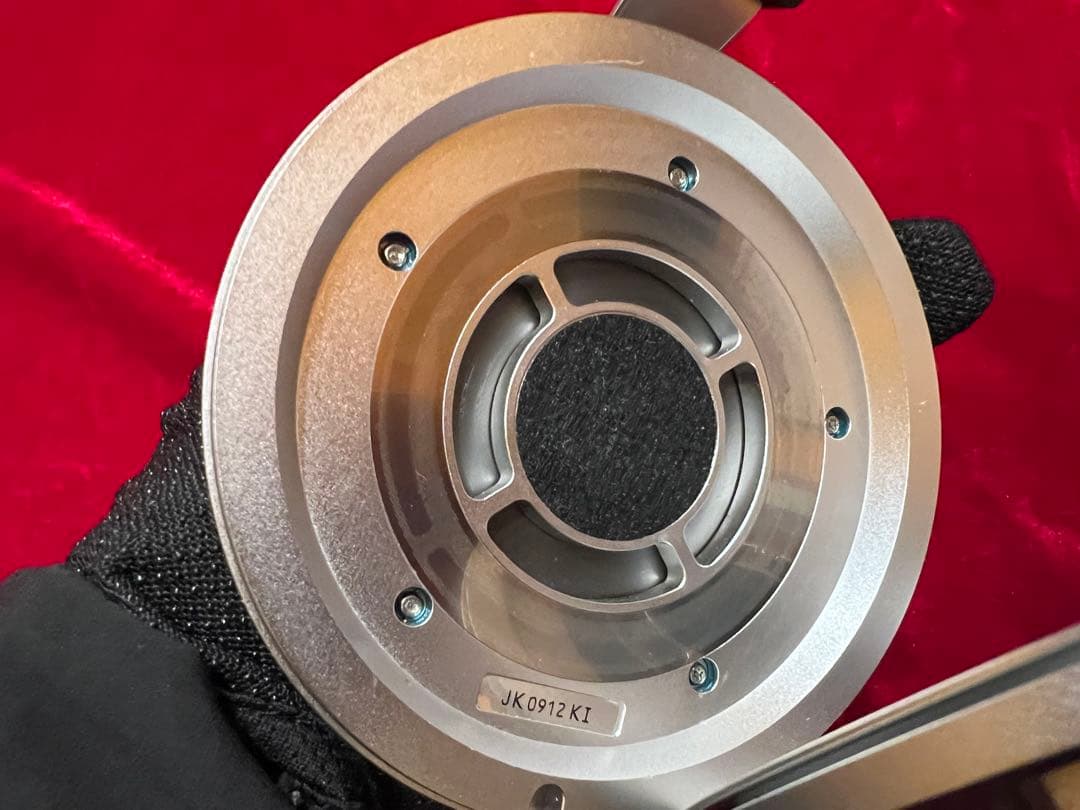 final D8000S Pro Edition ヘッドフォン