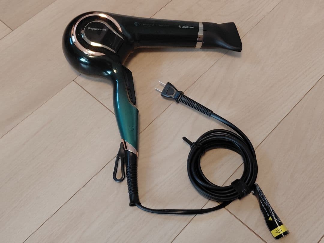 ヘアドライヤー