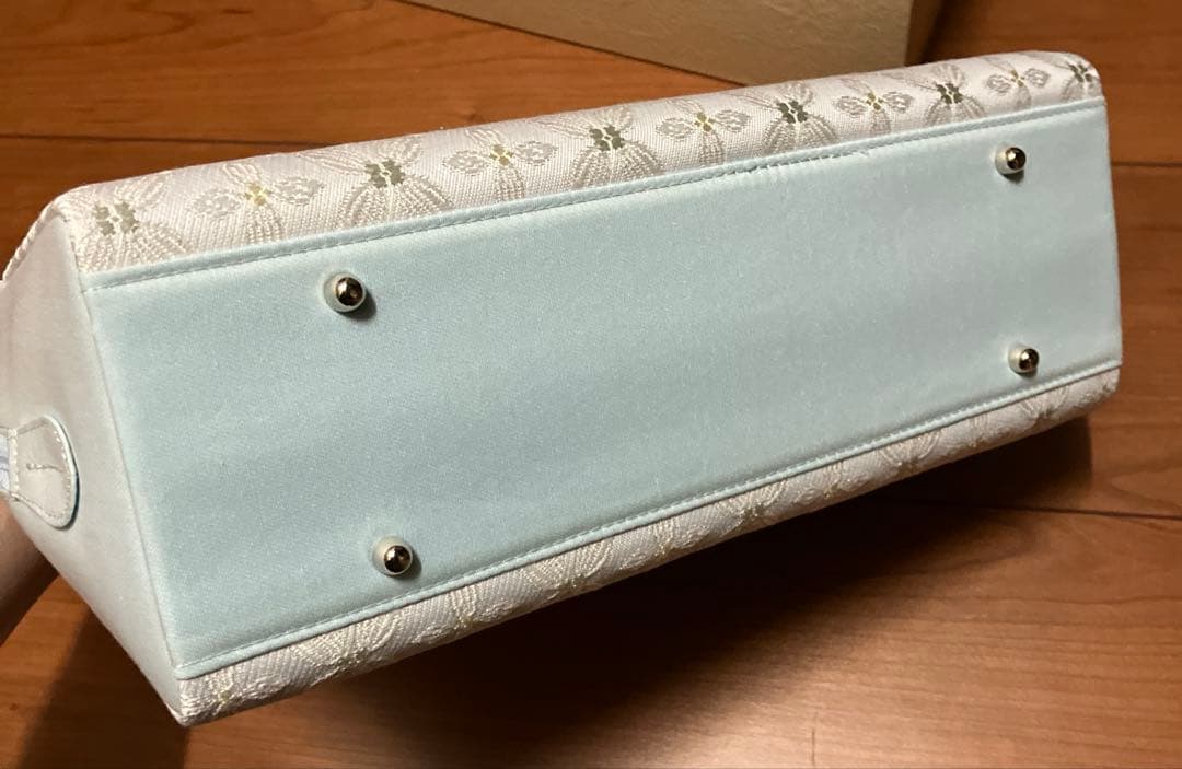 和装用バッグ 花柄ホワイト×水色