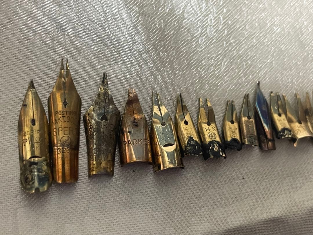 s*i様 万年筆　金ペン先　14K 3.1g