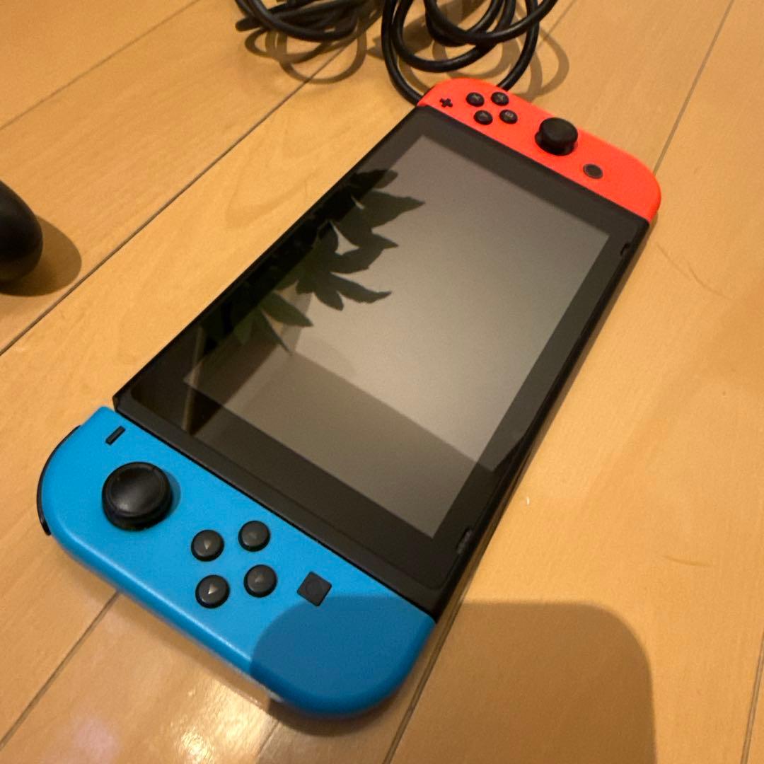 Nintendo Switch 本体 青/赤 付属品付き　ドラクエ付