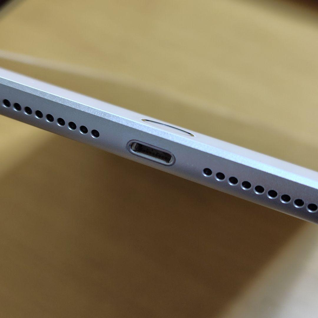 Apple iPad 第6世代 シルバー