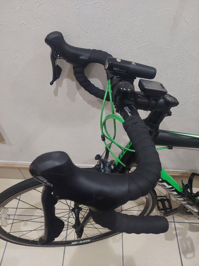 GIANT 「ジャイアント」 CONTEND ロードバイク アルミ　空気入れ