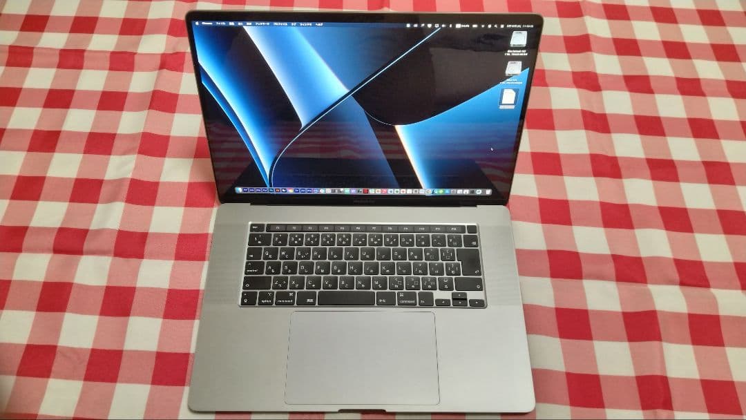 MacBook本体 MacBook Pro 16inch 8C i9 1TB 32GB
