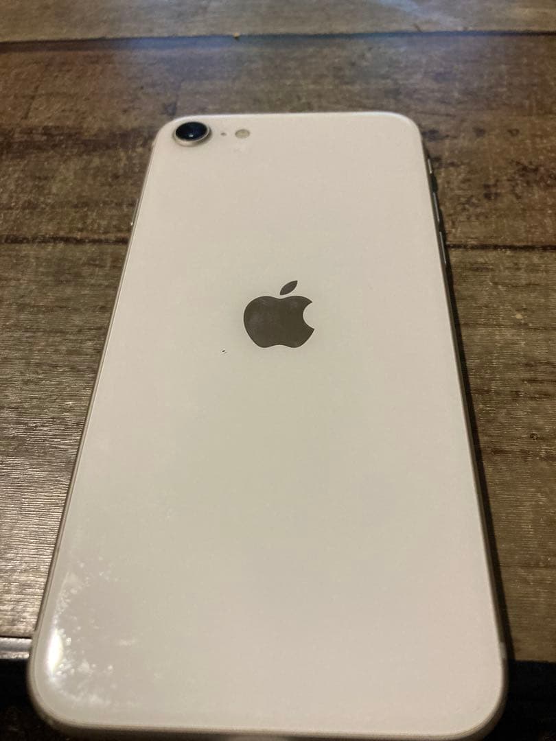 iPhone SE 第2世代 128GB 画面割れ ジャンク 本体のみ