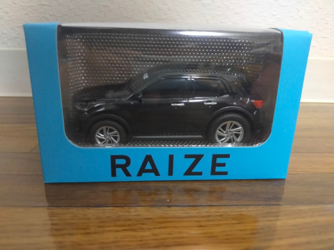 トヨタ ライズ ブラック ミニカー