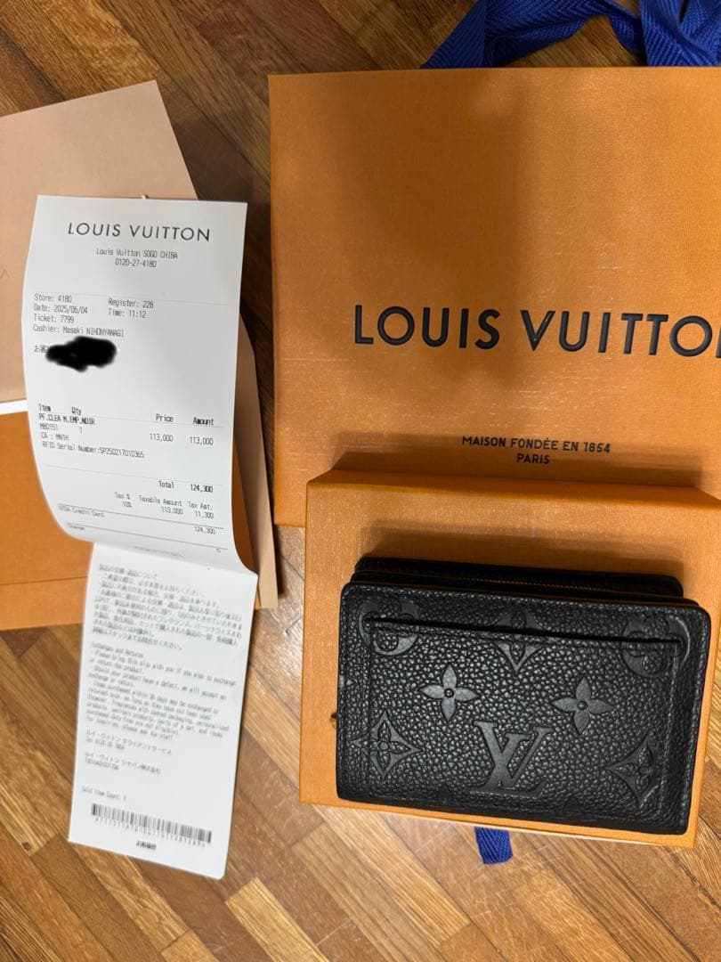 LOUIS VUITTON ポルトフォイユ．クレア