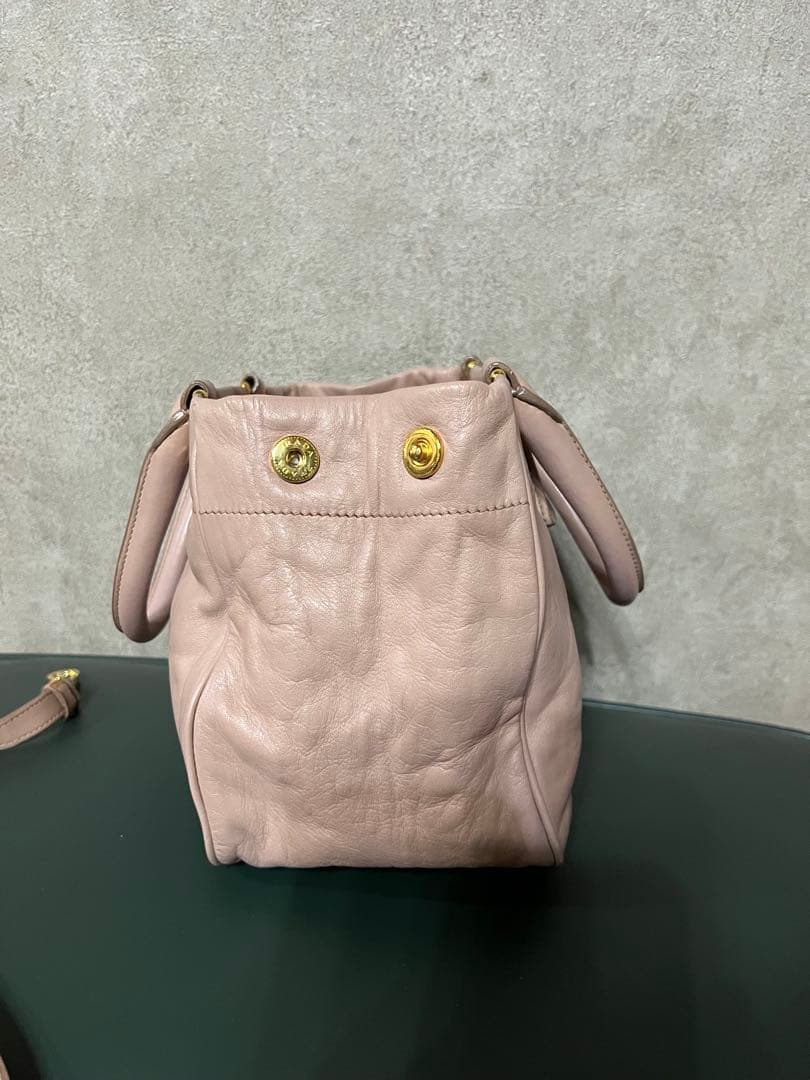 PRADA ピンク レザー ハンドバッグ