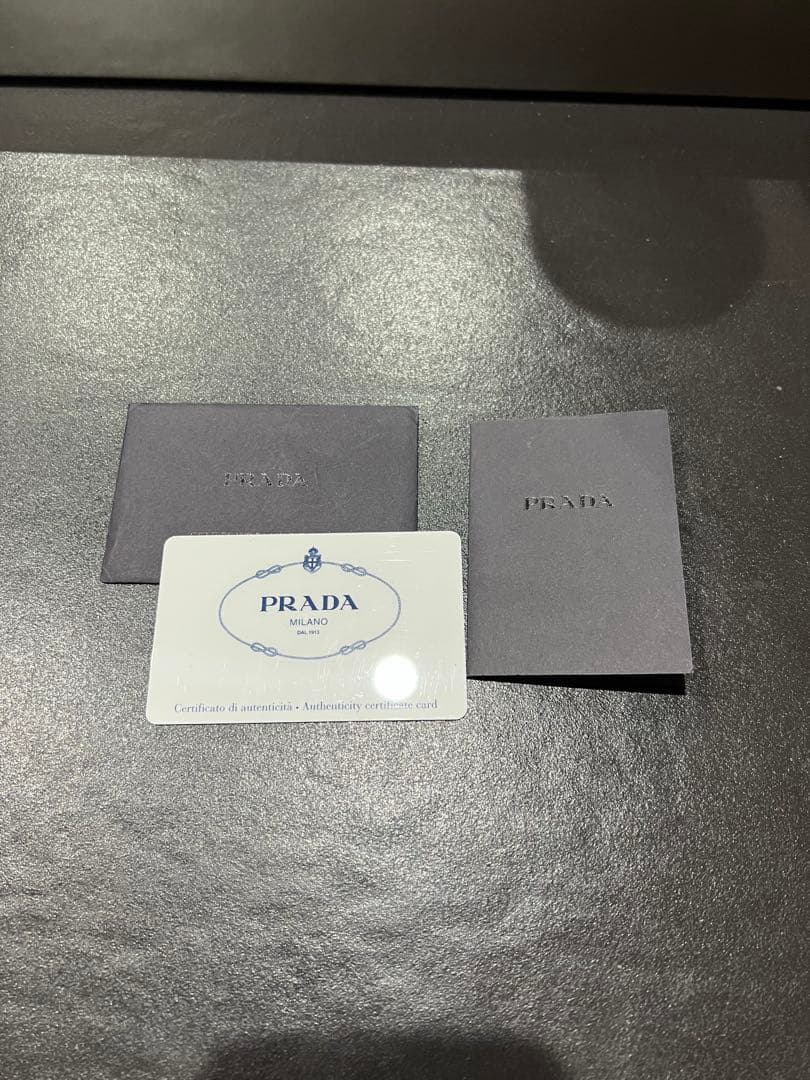 PRADA ピンク レザー ハンドバッグ