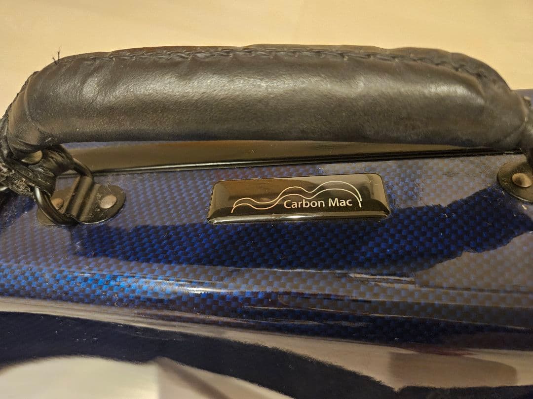 Liuxi工房 ビオラ、 カーボンマックケース、弓、肩当て付き