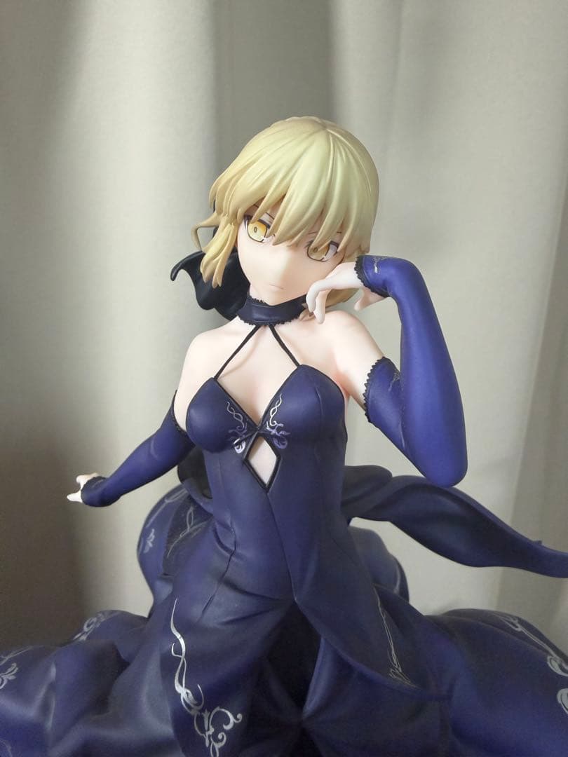 アルトリア・ペンドラゴン[オルタ] ドレスVer. 1/7 完成品フィギュア