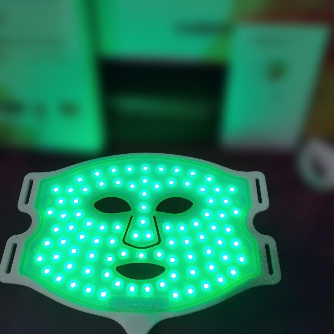 CURRENTBODY 4-IN-1 LED マイクロカレントボディ　新中古美品