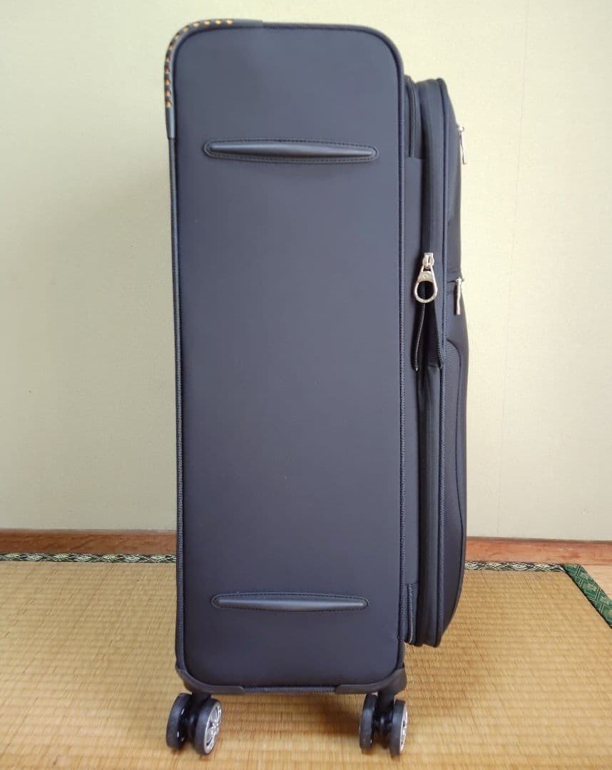 【おきなか】Samsonite サムソナイト ソフトスーツケース【未使用】