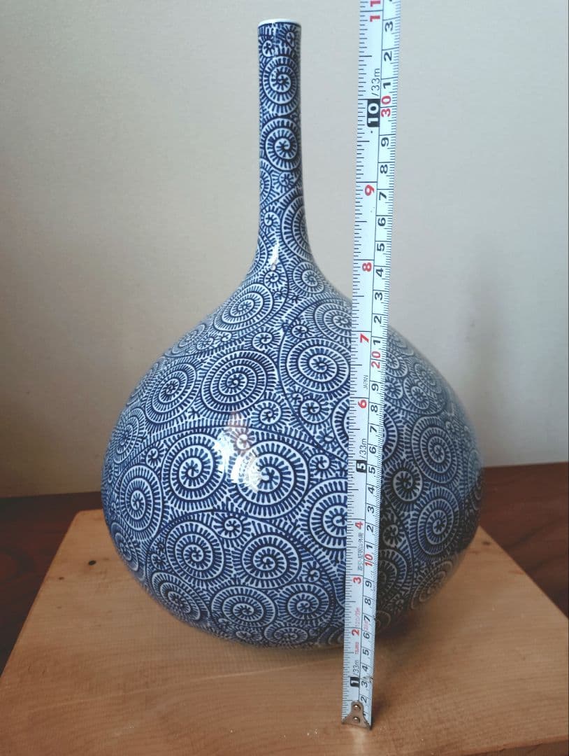 藤井錦彩 陶器花瓶 青　蛸唐草模様