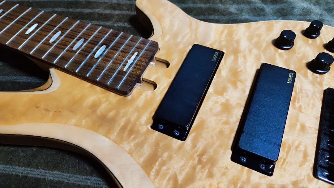 ベース YAMAHA TRB1006J NT