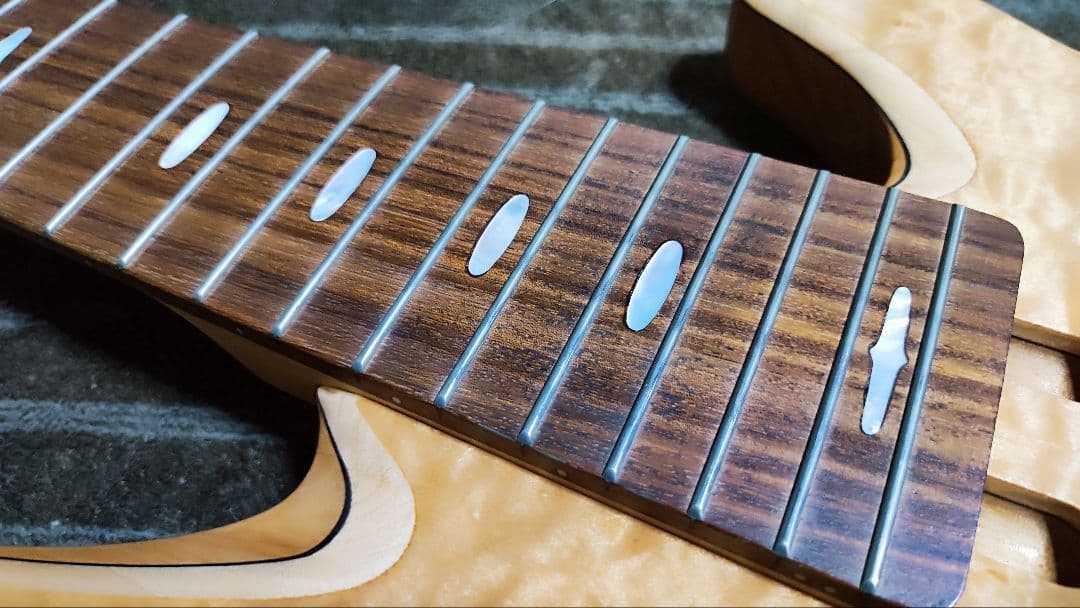 ベース YAMAHA TRB1006J NT