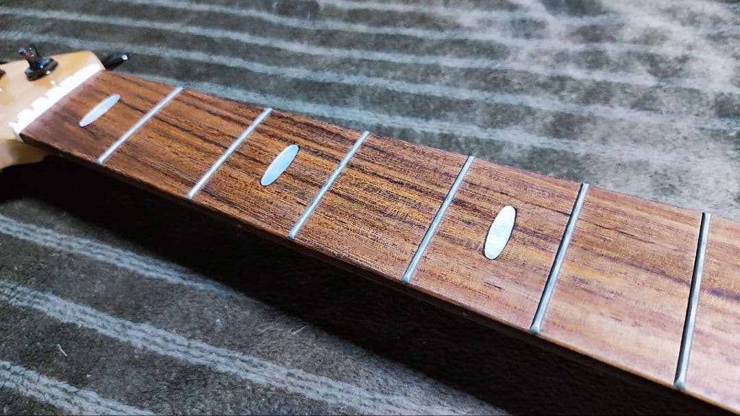 ベース YAMAHA TRB1006J NT