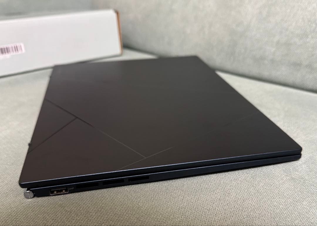 Windowsノート本体 ASUS Zenbook 14 (UX3402Z)
