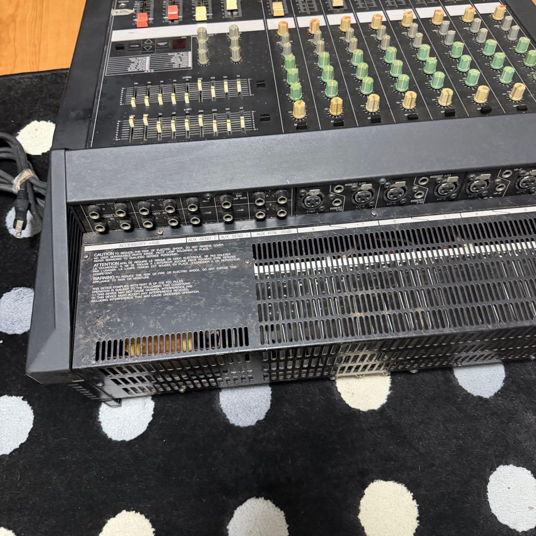 音出し確認済み 名機 ヤマハ EMX2200 パワードミキサー 高出力アンプ内蔵