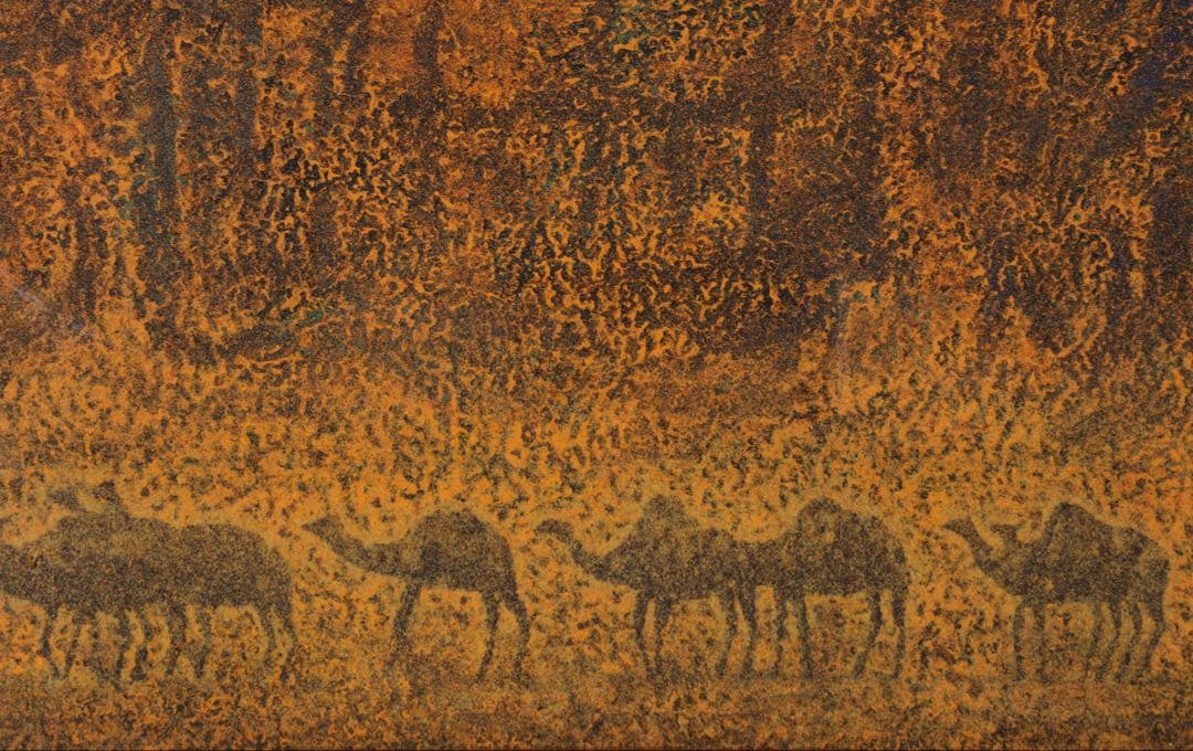 忠明 額装絵画 作品「交河故城」 日本画調 シルクロード砂漠風景 共シール 箱付