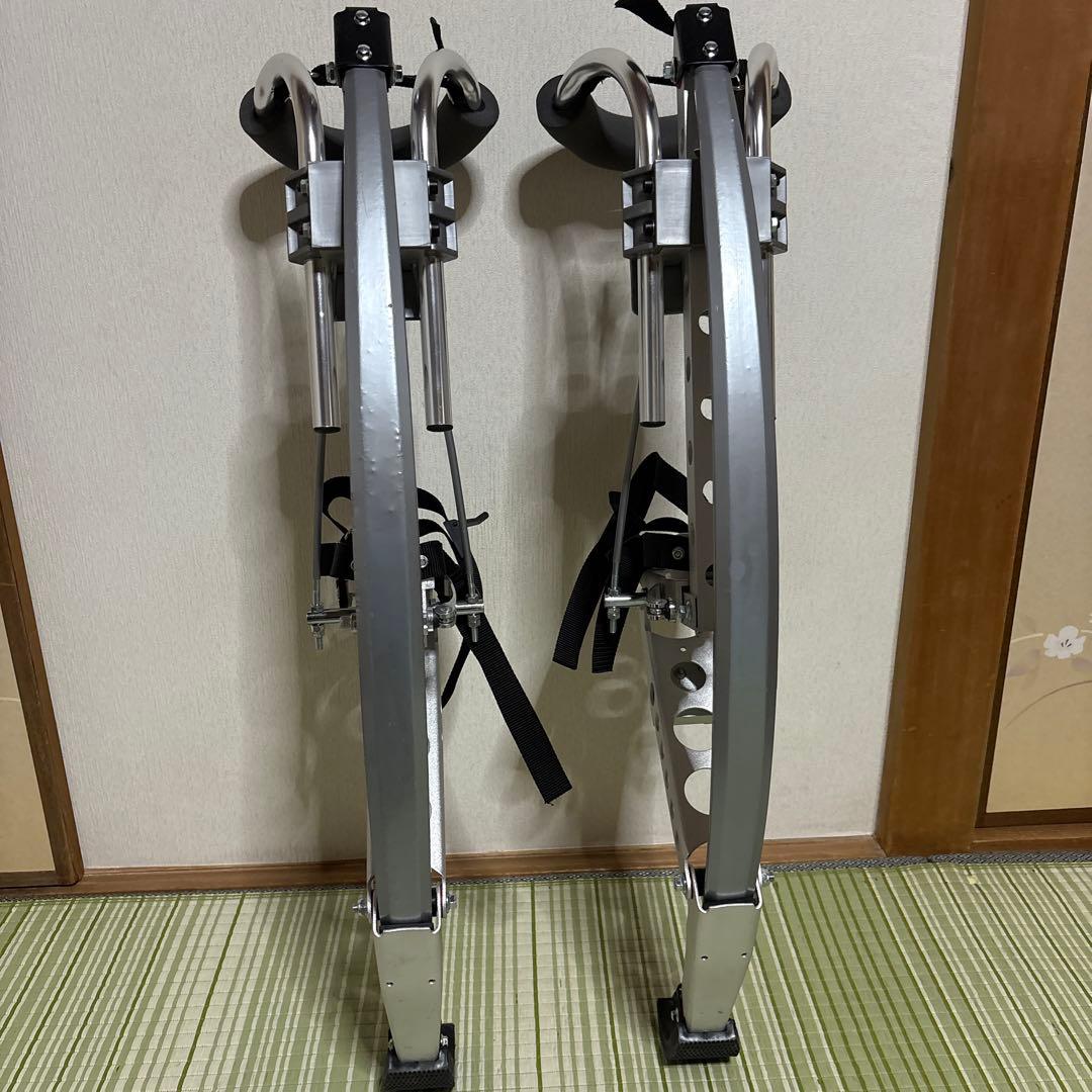 ジャンピングスティルト　スカイライナー　靴　大道芸　カンガルーシューズ