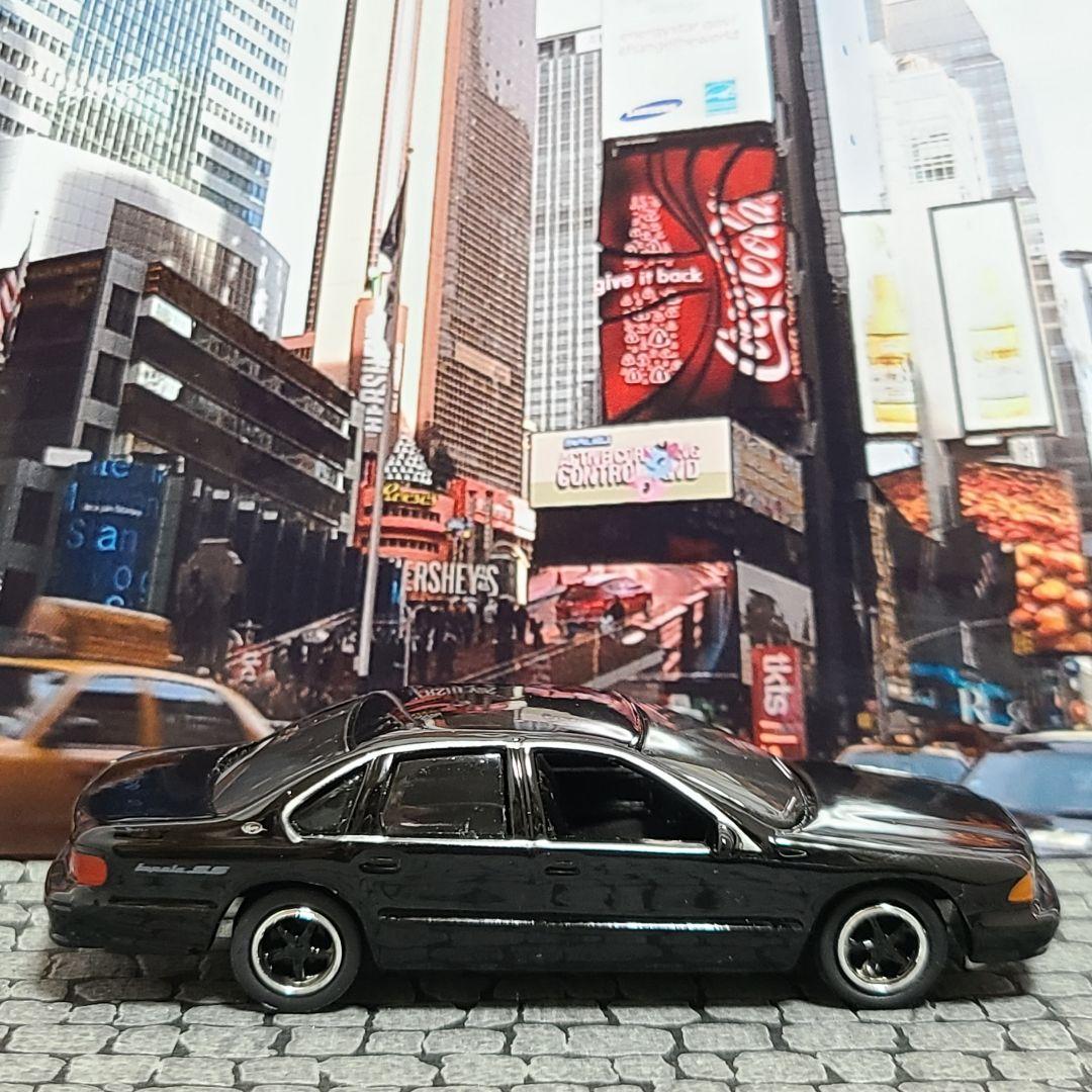 ジョニーライトニング 1996 シボレー　インパラ SS 1/64