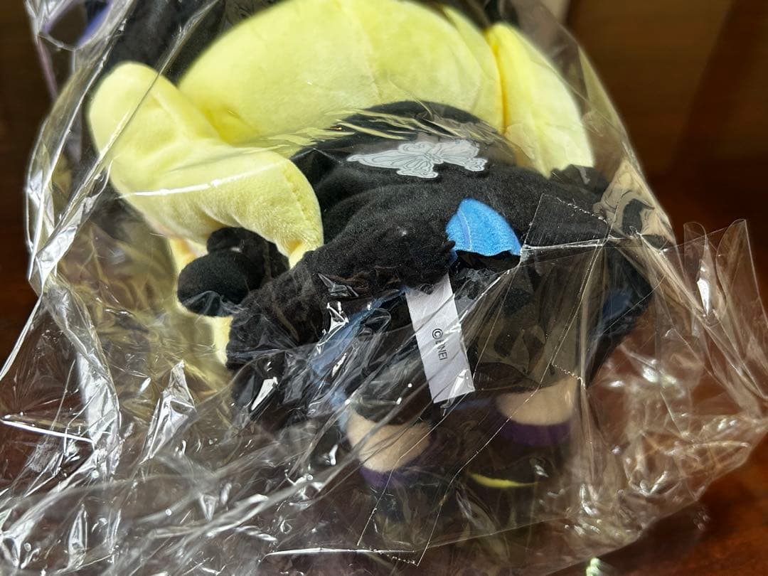 未使用　CODE VEIN ミア　ぬいぐるみ　血涙クリスタルキーホルダー　2点