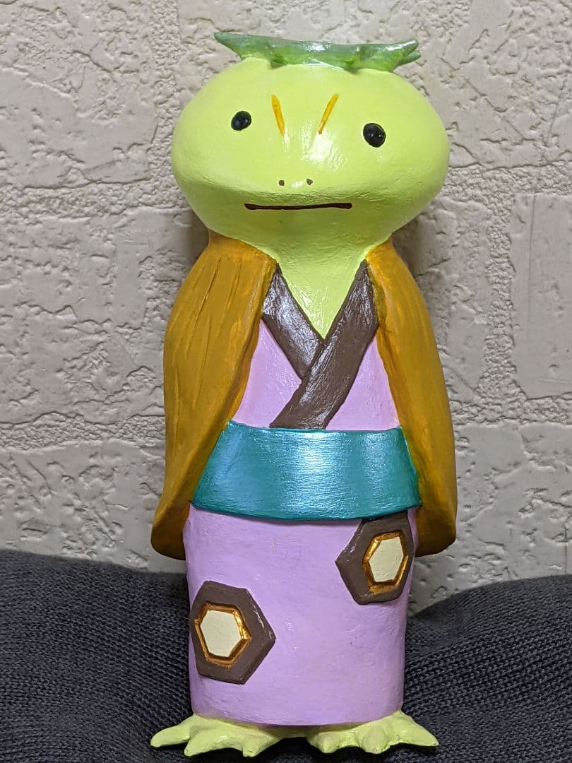 逆柱いみり 紙粘土フィギュア「 ミノカッパ 」