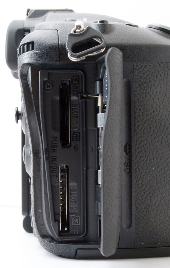 専用★S数約3500回！SONY α99★美品★純正ストラップ付き