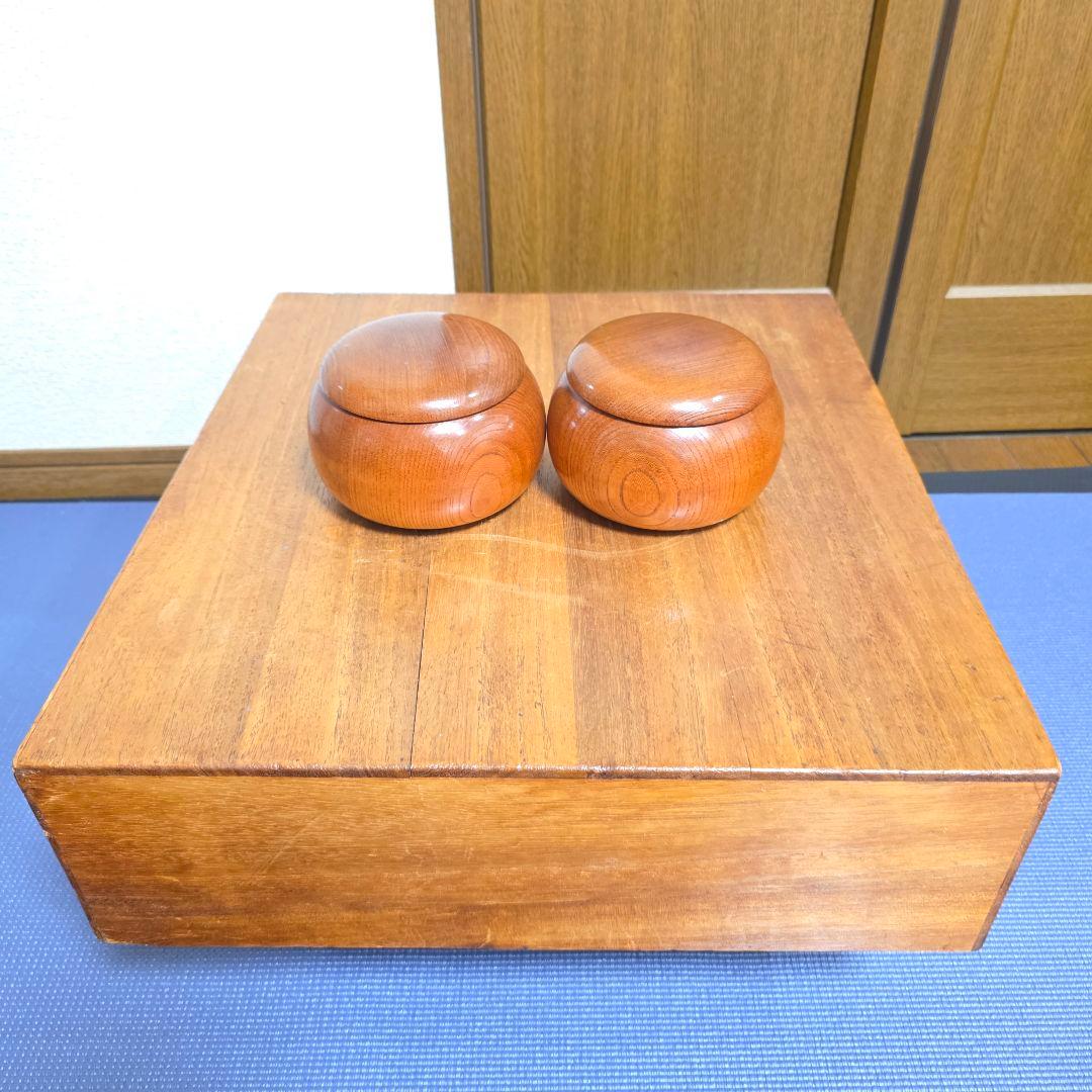 120【定価60万円】本榧 柾目 足付　 碁盤へそ　碁石 28号 本蛤 那智黒