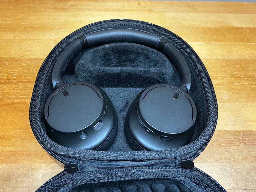 【ケース付】ワイヤレスヘッドホンWH-CH720N ブラック