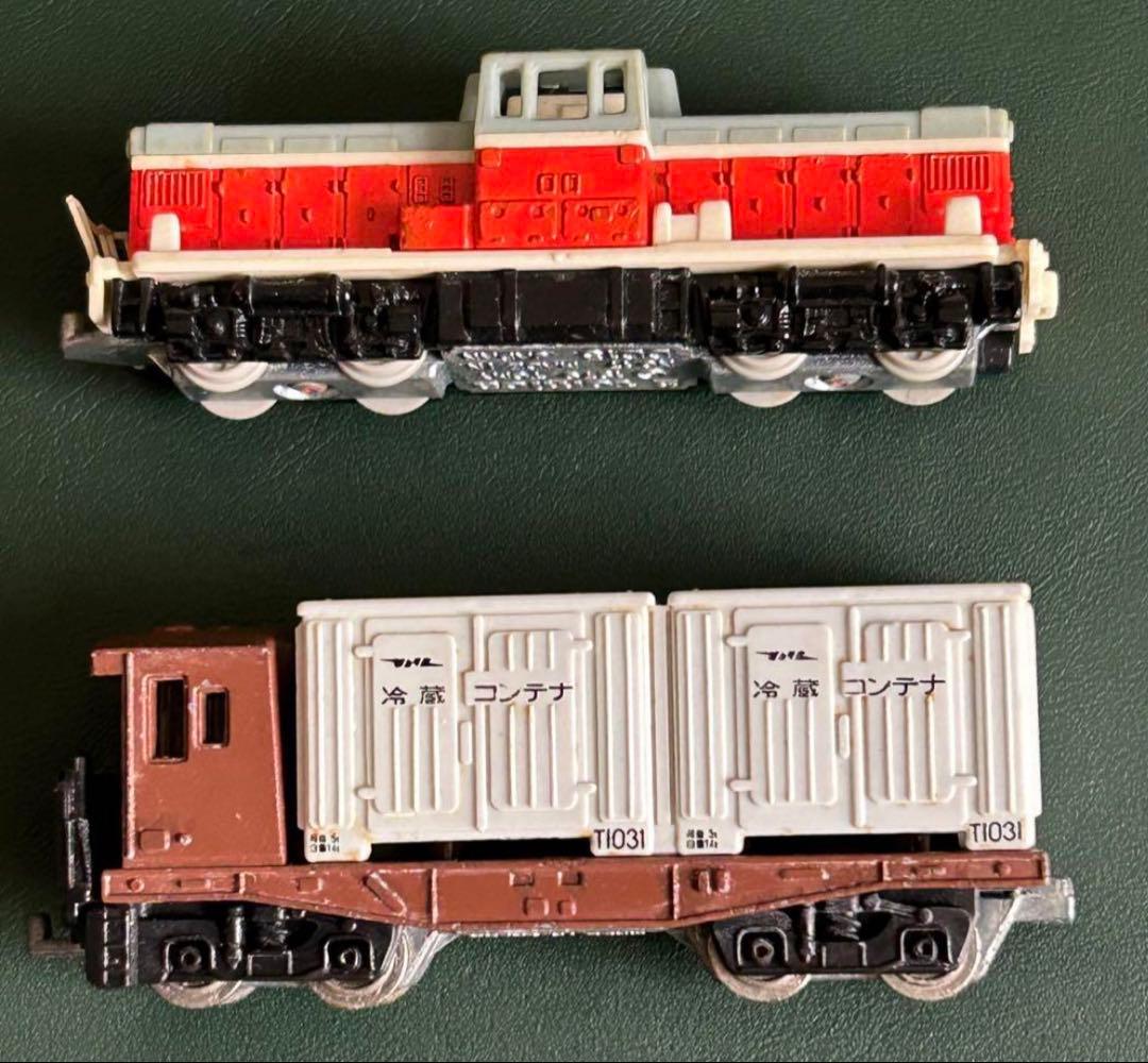 トミカトレイン DD13形ディーゼル機関車 貨車セット