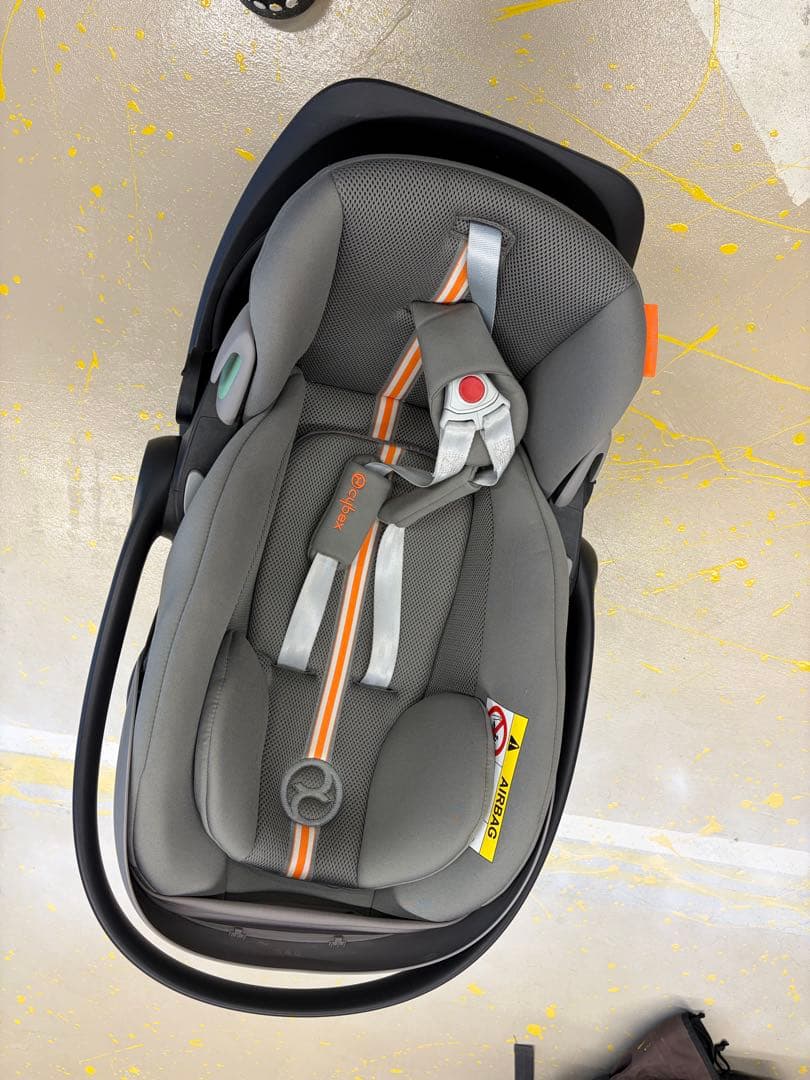 お値下げ不可CYBEXサイベックス　ベースG＆クラウドG i-sizeセット