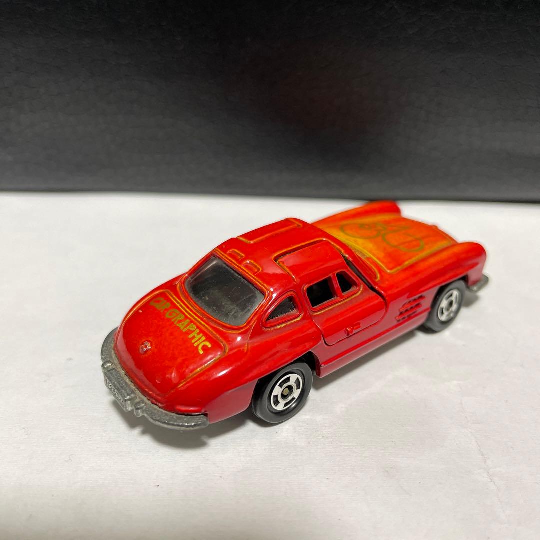 トミカ　メルセデスベンツ　300SL カーグラフィック　20周年記念　赤　レッド