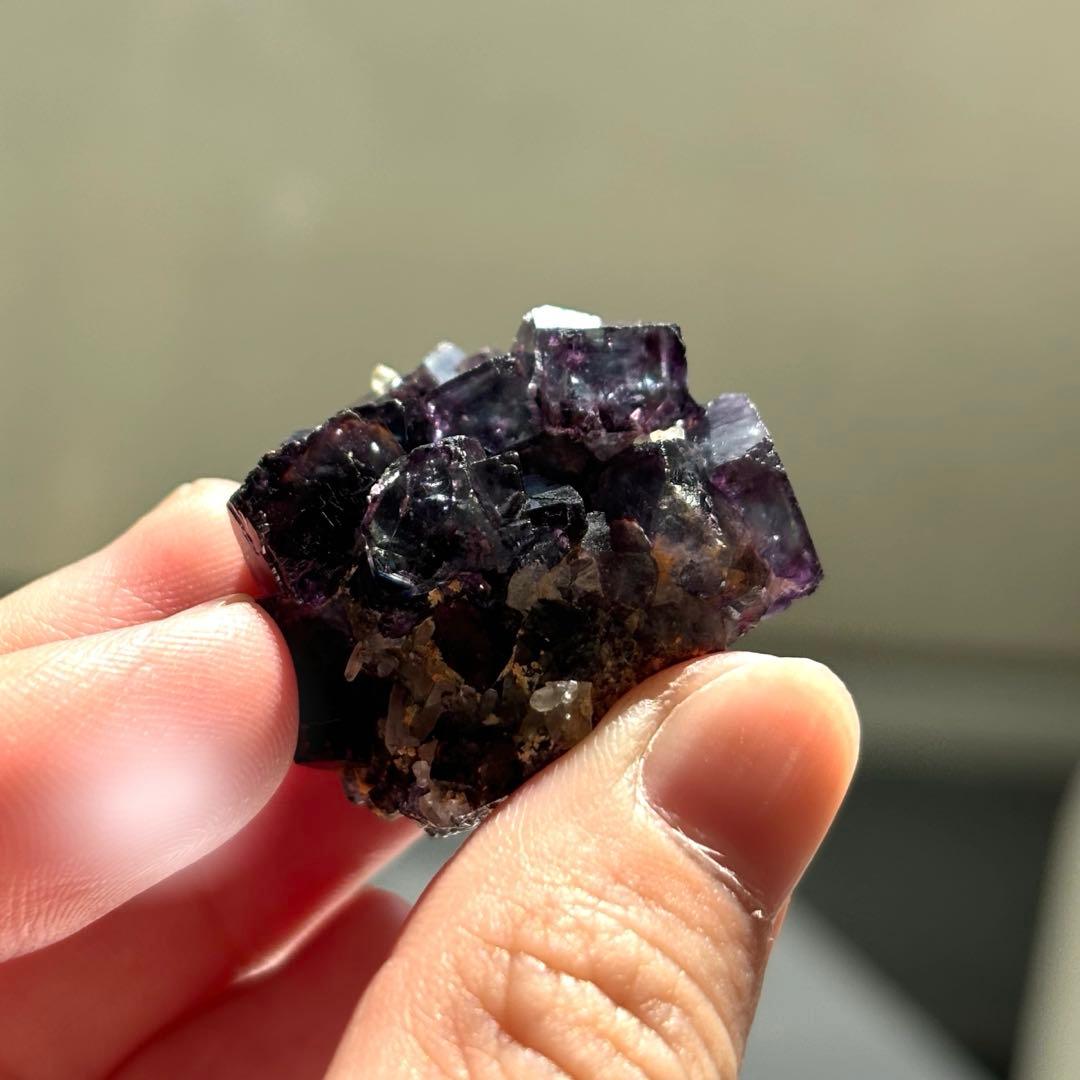 ナミビア　オコルス　ブルー　パープル　グリーン　フローライト　原石　鉱物標本