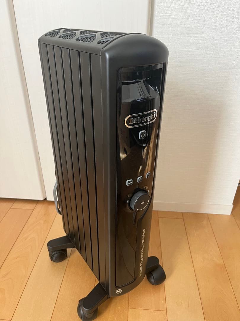 美品　DeLonghi ミニダイナミックヒーター MDHU09-PB