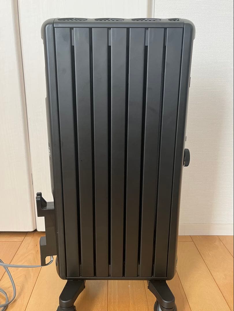 美品　DeLonghi ミニダイナミックヒーター MDHU09-PB