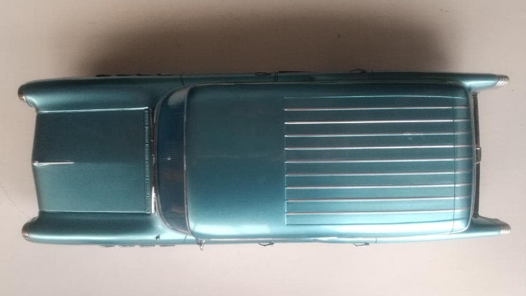 ミニカー BoS Buick Century Caballero Estate 1:18