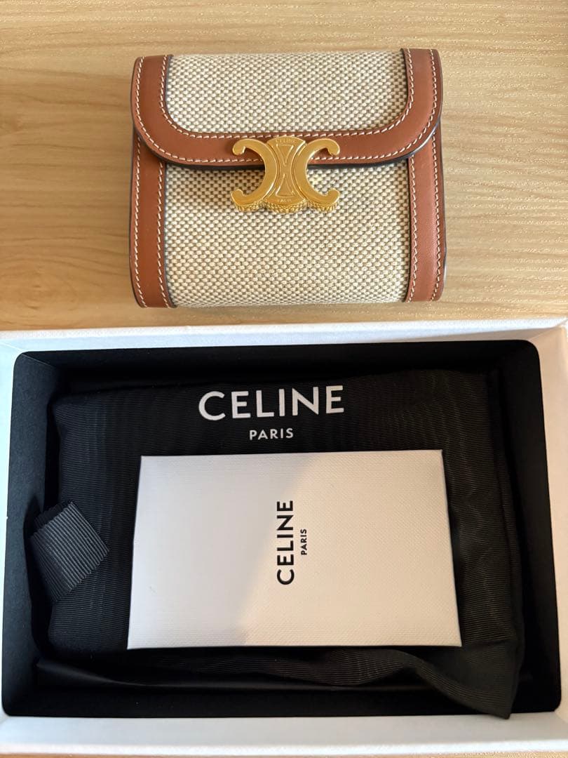 保証書あり　セリーヌ　財布　カードケース